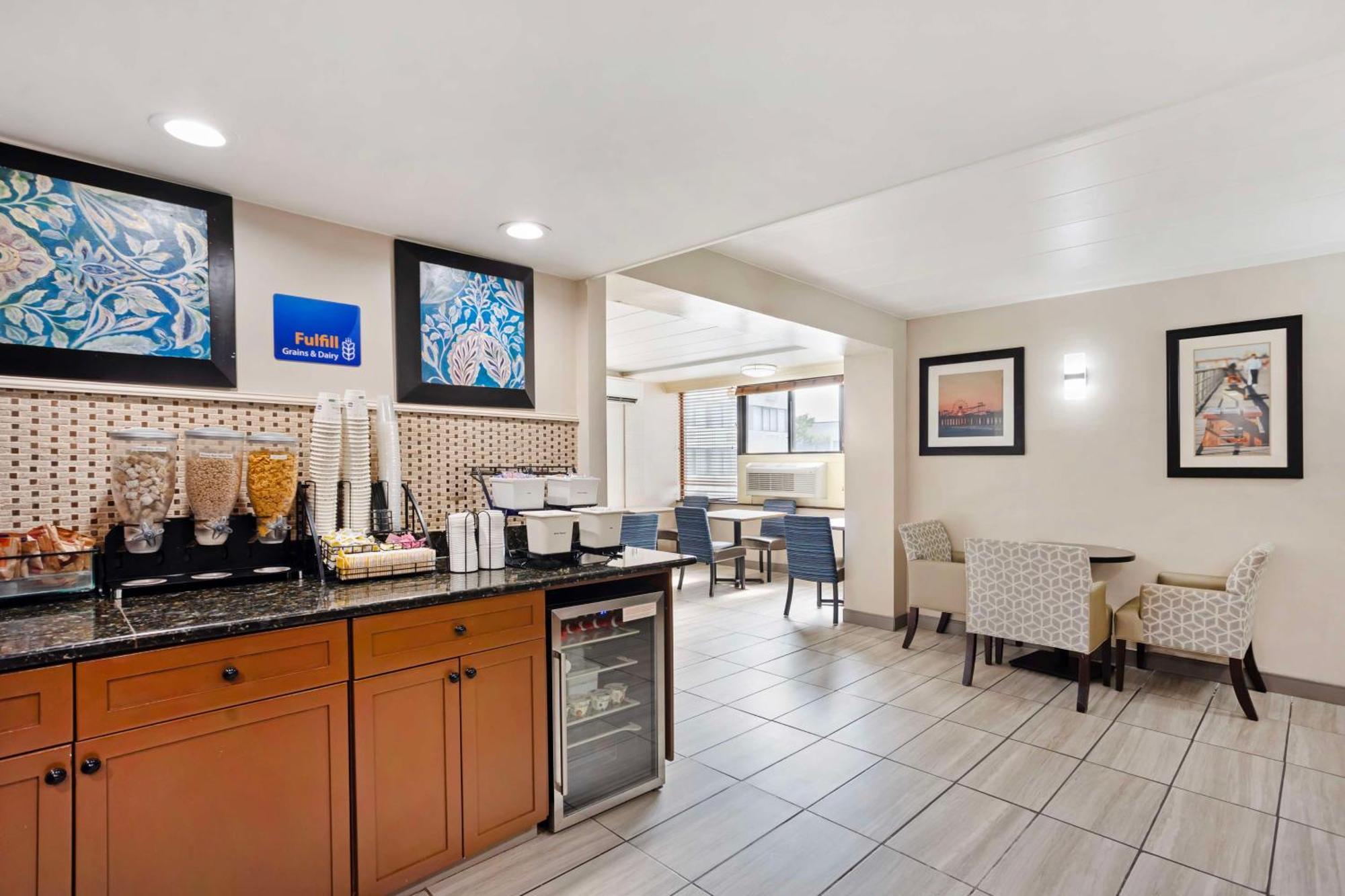 Best Western Atlantic City Beach Block Екстериор снимка
